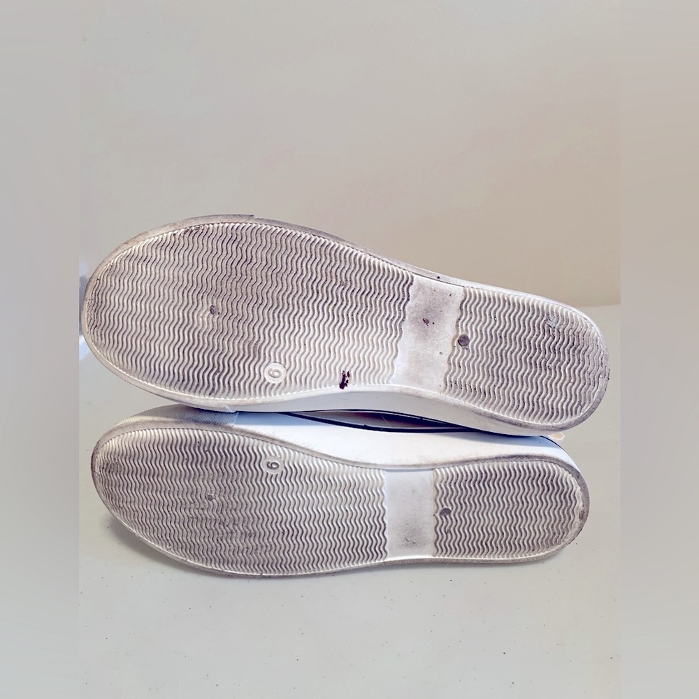 Shoe Bundle - 2 Pairs Navy Blue (NWT) and White (Used Once) - Picture 12 of 14